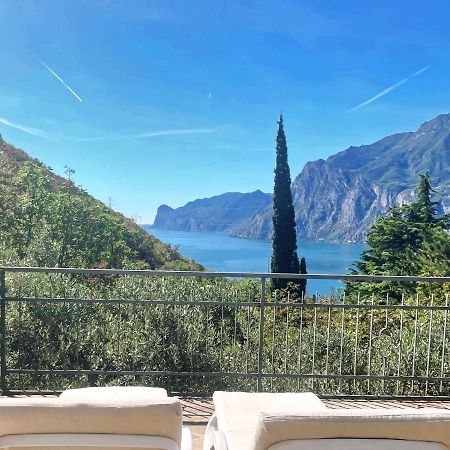 Viewlake Apartment Torbole Sul Garda Buitenkant foto