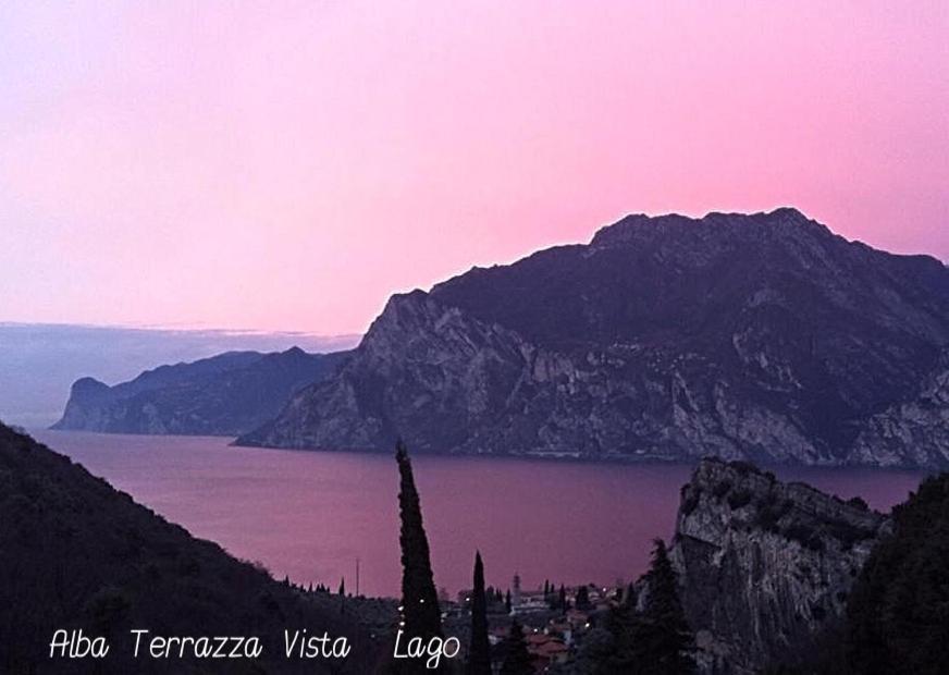 Viewlake Apartment Torbole Sul Garda Buitenkant foto