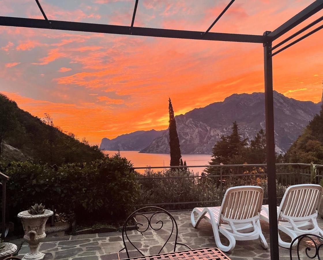 Viewlake Apartment Torbole Sul Garda Buitenkant foto